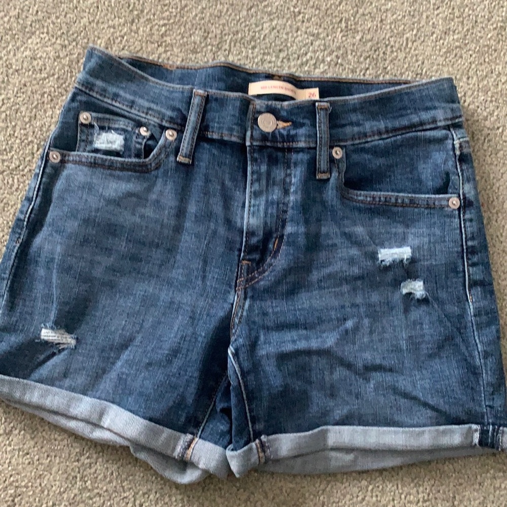 Levi’s jean shorts